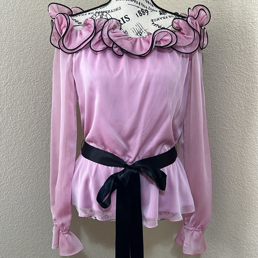 J.R.Nites by CarolLin Pink Dope Dye Ruffle Wire On Off the shoulder blouse
